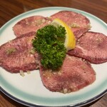 炭火焼肉 こうしん - 