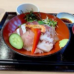 お食事処 魚屋 田丸 - 海鮮丼セット