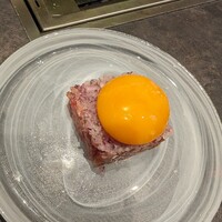 東京焼肉いのうえ 銀座店 - トモサンカクのユッケ塩味とネギの匂いが最高