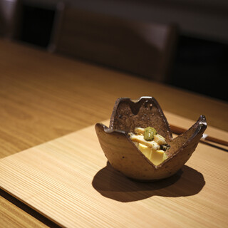 旬菜旬魚を五感で堪能。好日の“おまかせコース”を味わう
