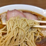 中華そば さわ - 麺は細麺ストレート