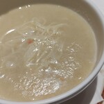 筑紫樓 - ふかひれ蟹肉入り土鍋そば