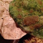 サイーファ ケバブ アンド ビリヤニ - パパドとプリ