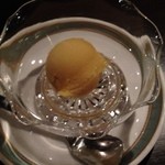 サイーファ ケバブ アンド ビリヤニ - デザートは桃のアイスでした