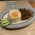 アジアンレストラン バジル - 