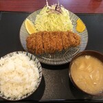 Tonkatsu Aoki - ロースかつランチ定食