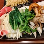  きのこ鍋＆きのこ料理専門店 何鮮菇 - きのこ鍋セット