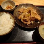 Hakata Motsunabe Yamaya - じっくりたれ漬け　豚しょうが焼き（国産豚使用）定食