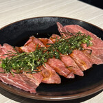 Waｇyuuyakiniku aokiya - 