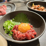 炭火焼肉 とみや - 