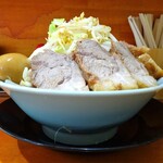 ラーメン 盛太郎 - チャーシュー麺４枚1,000円（野菜マシマシ、うす味）