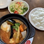 Kikurashi - 土鍋煮込みハンバーグ♬