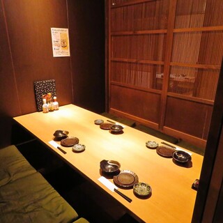 ゆったりできる個室席なので、プライベート宴会をお楽しみください！