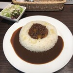 欧風カレー ソレイユ - ドライカレー：辛口、サービスサラダ付き