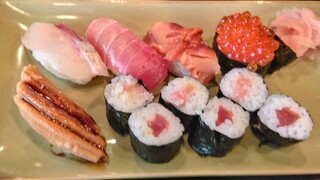 Kikusen - 寿司のアップ