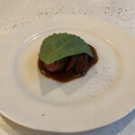 NALA - 肉料理メイン・犀川産夏鹿モモ肉の薪焼き