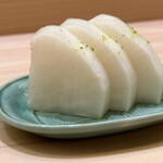 兄弟寿し - 大根漬け