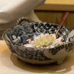 兄弟寿し - 舎利に投入