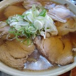 上海 - 濃い目のしょうゆダレがガツンと来る‼️ 油っこくが最高‼️