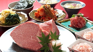 Hire Yakiniku Kyoutoen - コース写真　1人300ｇがっつり食べられる"ヒレ焼肉コース"