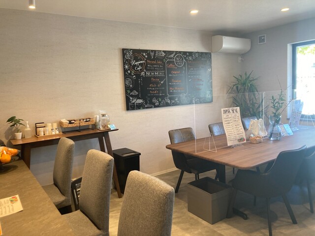 HAPPINESS CAFE photo 4