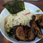 麺屋 金獅子 - チャーシュー辛シビつけ麺の麺