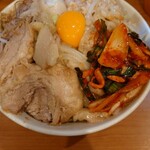 ラーメン BooBoo太郎。 - ラーメン小＋汁なし＋玉ねぎキムチ