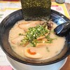 博多とんこつラーメン　しろひげ