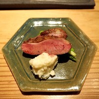 とり茶太郎 - 九十九里 仔鳩 + ブルーチーズ入りポテトサラダ