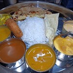 Madras meals - ベジタリアンミールス 1600円(税込・バスマティライスに変更)