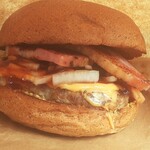 DINER HARUKU - ベーコンチーズバーガー756円