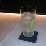 Bar LA SALA - ラベンダー風味のジントニック