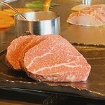 Miyakogyuu Teppanyaki Yukishio Suteki - お肉