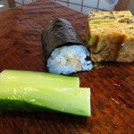 すし処 ひさ田 - 【再訪2】キュウリ浅漬け、古漬けおしんこ巻き、卵焼き