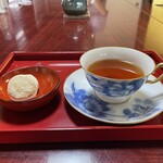 九重園 - 村上茶の紅茶も美味しい