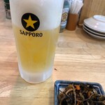 大衆酒場 丸富士 - せんべろセット1100円税込の生ビールとお通し！