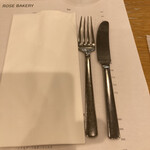 ローズベーカリー - テーブルセッティング