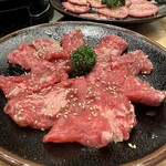 Sumibi Yakiniku Hana Hanagyuu - 