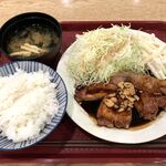 とん楽 - 浜松トンテキ定食