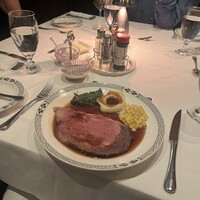 ロウリーズ・ザ・プライムリブ 恵比寿ガーデンプレイス店 - 