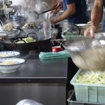 井手ちゃんぽん - （2013/8月）店内は綺麗なオープンキッチン