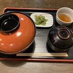 Koumi - 鰻丼(税込1,650円)、肝吸いは別料金でつけなかった