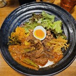 SPICY CURRY 魯珈 - 限定カレー ビンディマトンのろかプレート