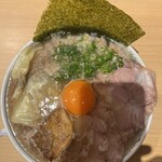 三代目 博多 だるま - 極ラーメンばりかた