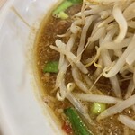味世 - 唯一無二の辛旨スープ　台湾ラーメンもやしトッピング