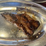 焼肉 フジサン - カルビもよく焼き