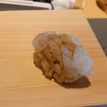 Tachiguizushi Jinjin - 白海老