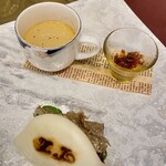 トゥ・ラ・ジョア イズム - 