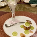 トゥ・ラ・ジョア イズム - 