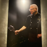 トゥ・ラ・ジョア イズム - 